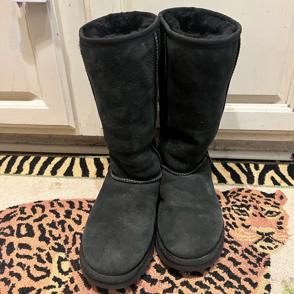 Like new tall black Uggs